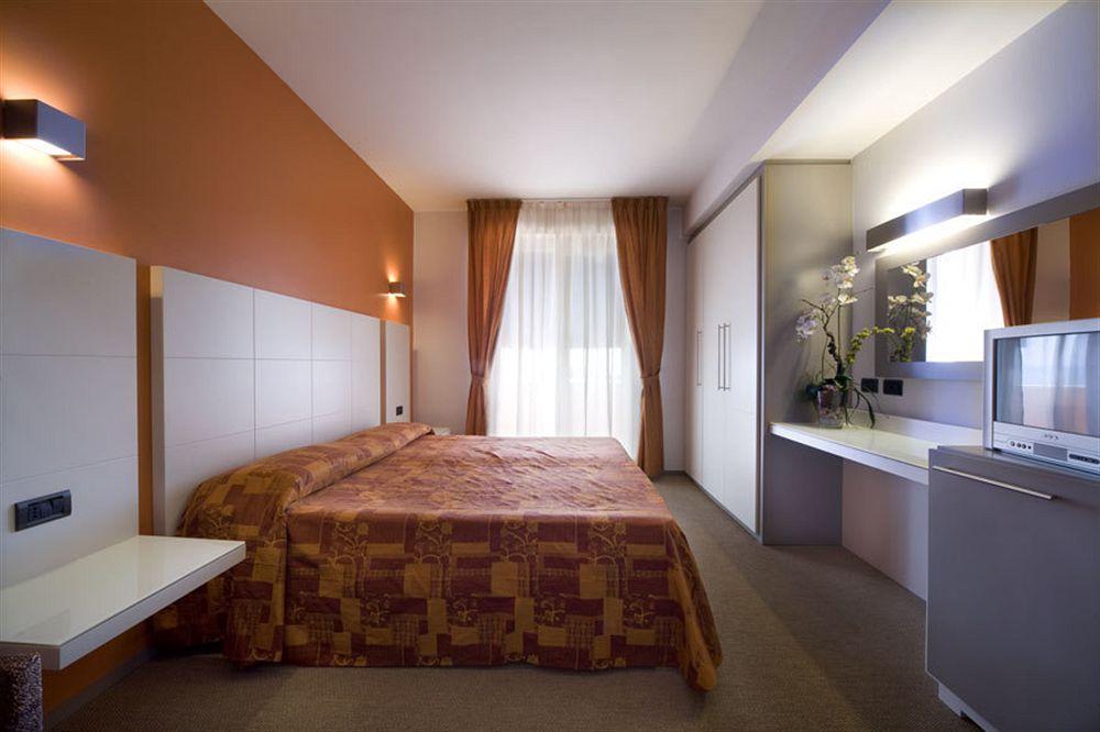 Hotel Eur Lido di Camaiore Esterno foto