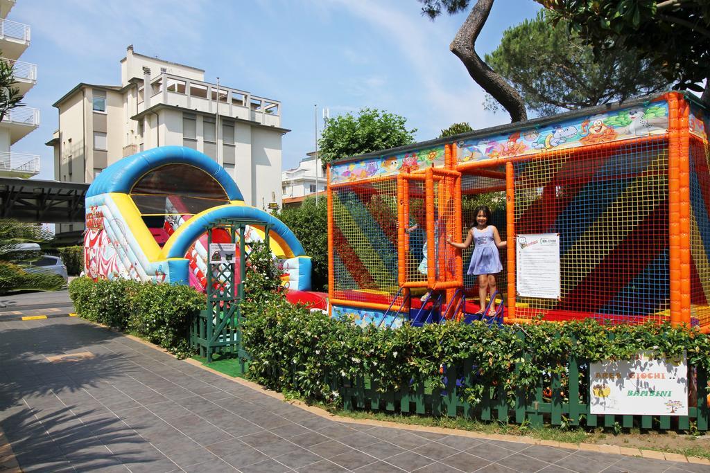 Hotel Eur Lido di Camaiore Esterno foto