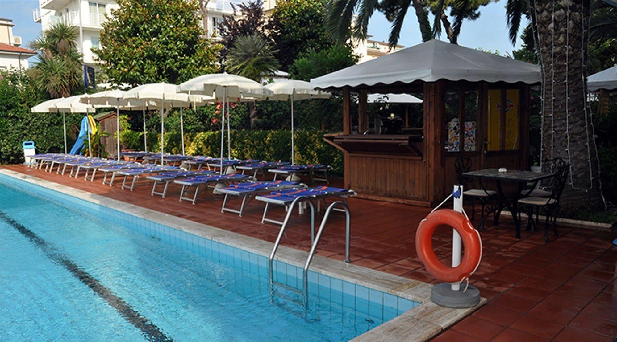 Hotel Eur Lido di Camaiore Esterno foto